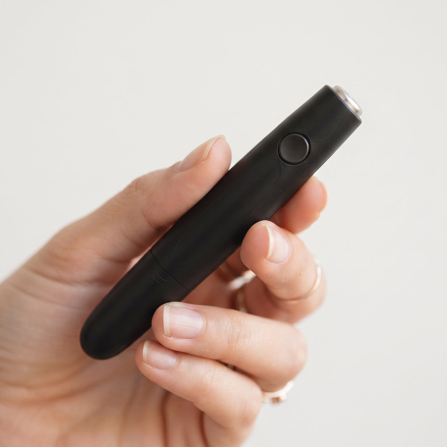 ItchAway™ Bite Relief Pen – Instant Heat-Based Itch Relief